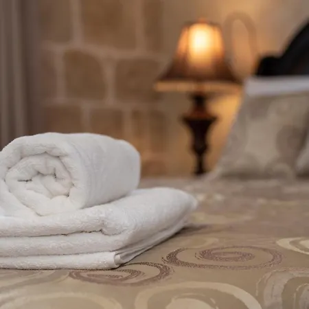 Queen Mary Luxury Lejlighed