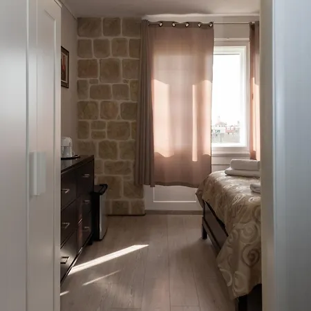 Apartment Queen Mary Luxury