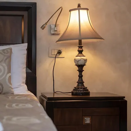 Queen Mary Luxury Apartment Split
